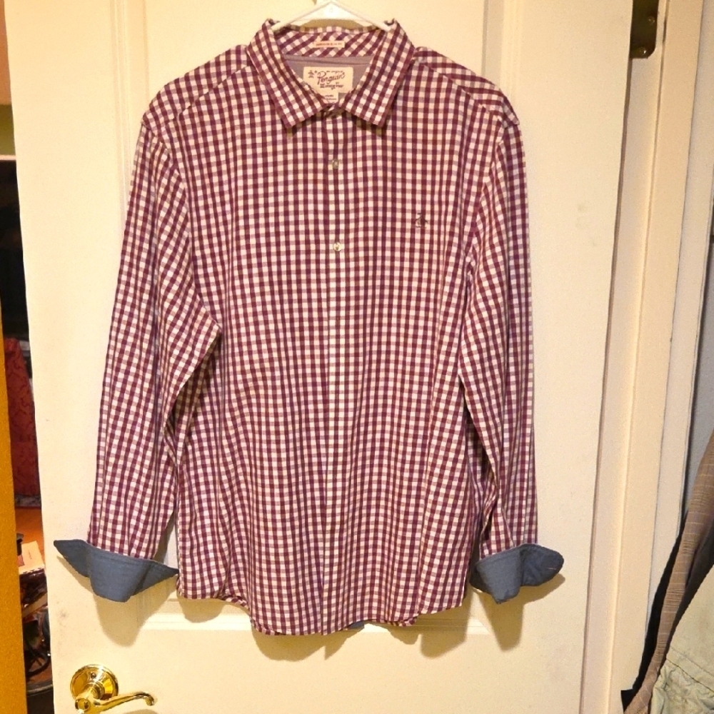 Penguin By Munsingswear Burgundy and Blue Checkered Shirt Size XL Slim fit...
